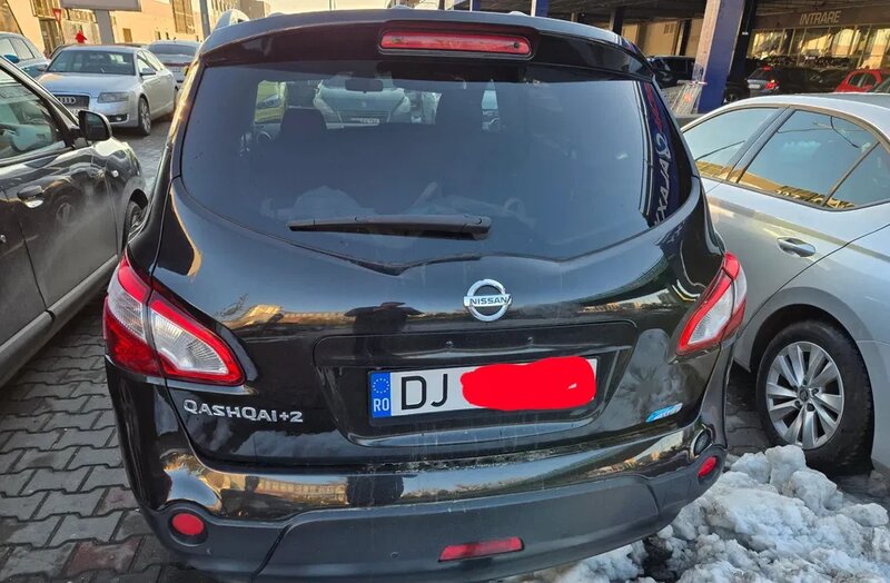 Nissan Qashqai+2